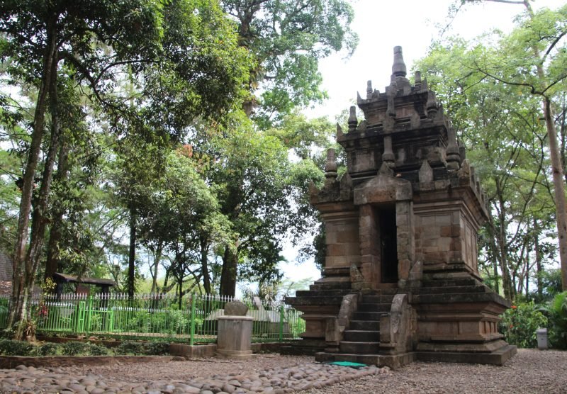 Candi Cangkuang, 8th century Shivaist Hindu temple, located in Leles, Garut Regency, West Java, Indonesia.