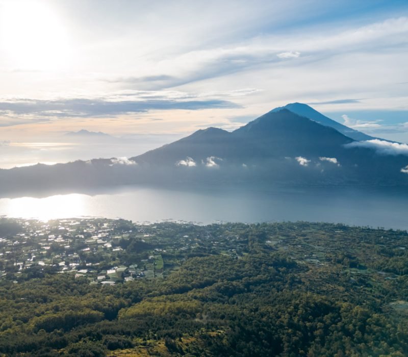 batur lake