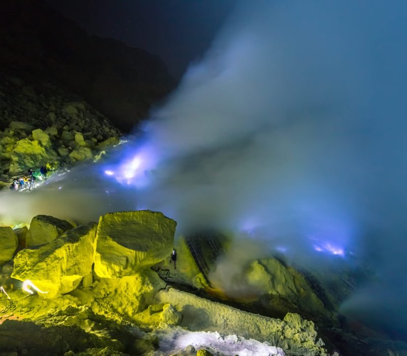 Blue,Fire,Of,Volcan,Kawah,Ijen,On,The,Java,,Indonesia