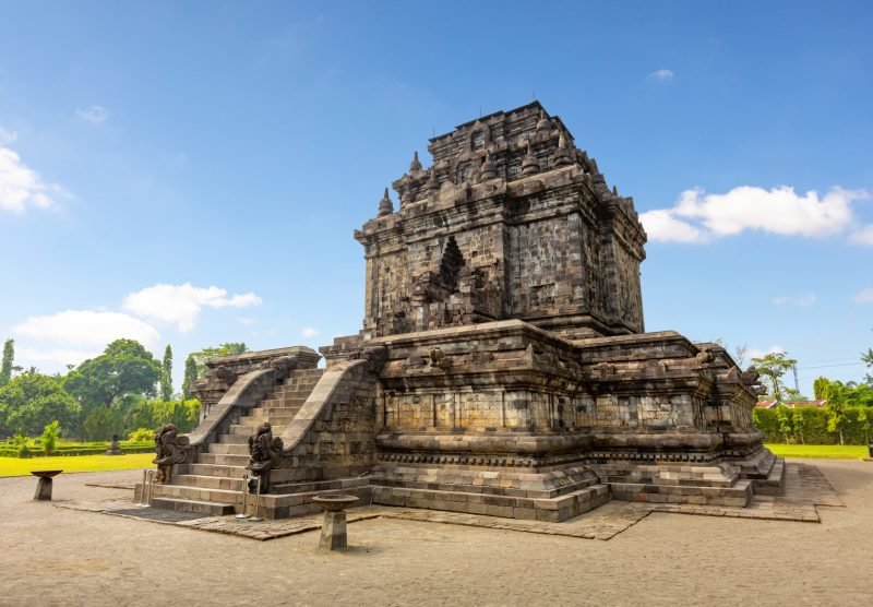 candi mendut