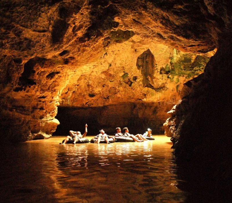 cave tubing 1