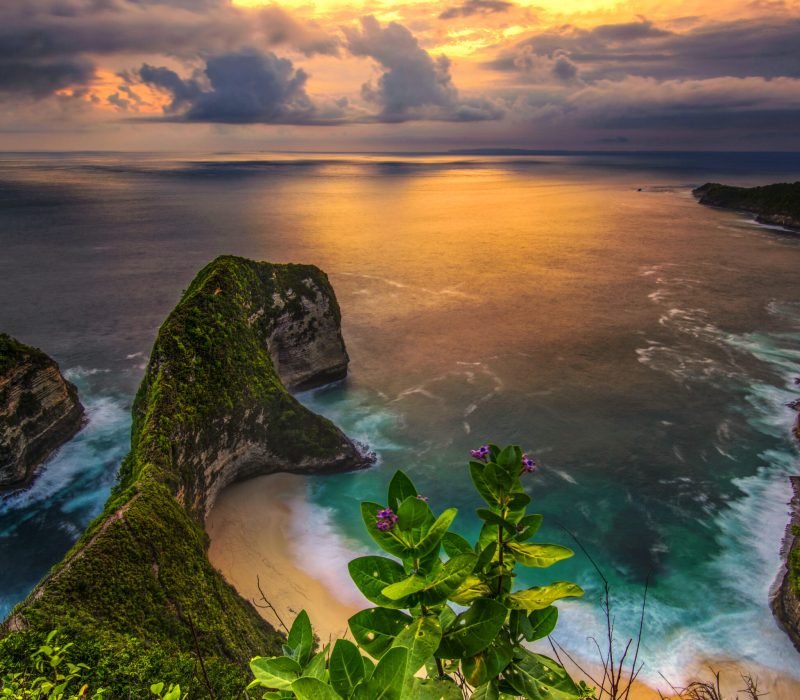 Sunset Klingking Beach Nusa Penida Klungkung Bali