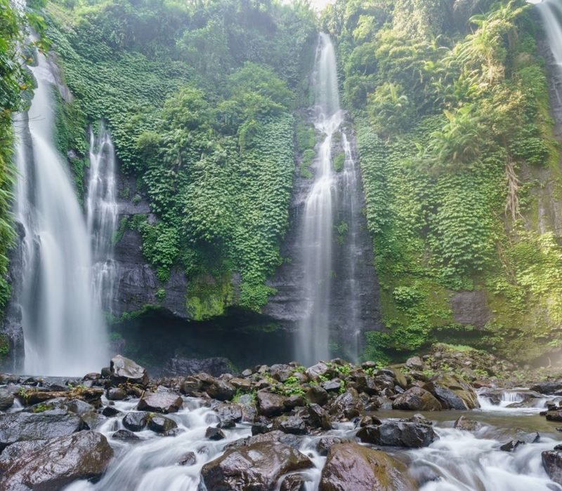 sekumpul waterfalls