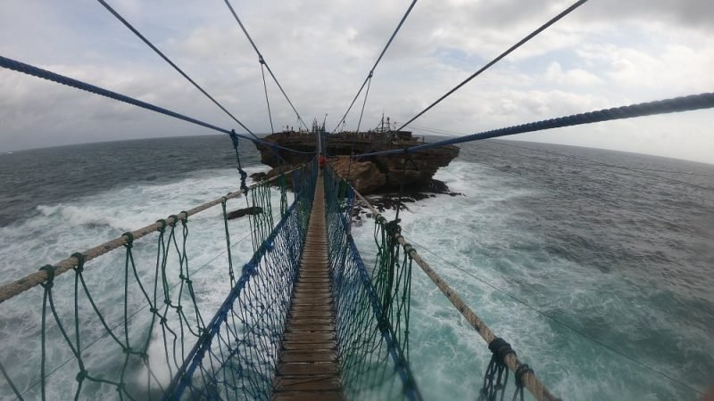 timang beach 2